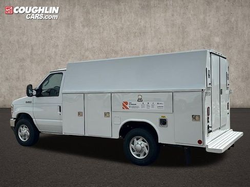 New 2026 Ford E-350 and Econoline 350 Super Duty w/ Power Equipment Group image 7