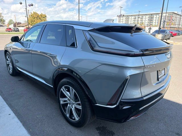 Used 2024 Cadillac Lyriq Tech AWD/4WD image 5