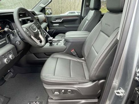 New 2026 GMC Sierra 1500 Denali w/ Denali Reserve Package AWD/4WD image 15