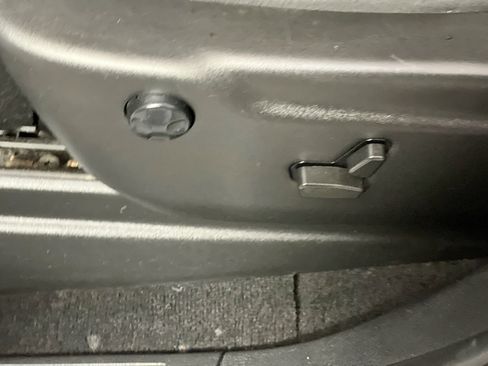 Used 2021 Dodge Durango SXT AWD/4WD image 15