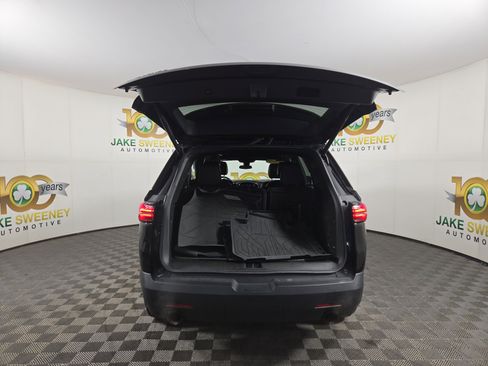 Certified 2023 Chevrolet Traverse LT w/ LPO, Floor Liner Package image 36