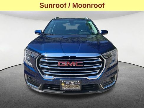 Used 2022 GMC Terrain SLT AWD/4WD image 4
