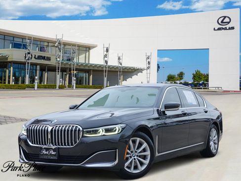Used 2020 BMW 740i w/ Premium Package image 1