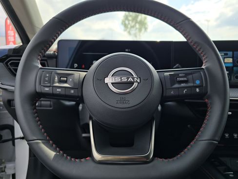 Used 2025 Nissan Kicks SR w/ Illumination Package AWD/4WD image 22