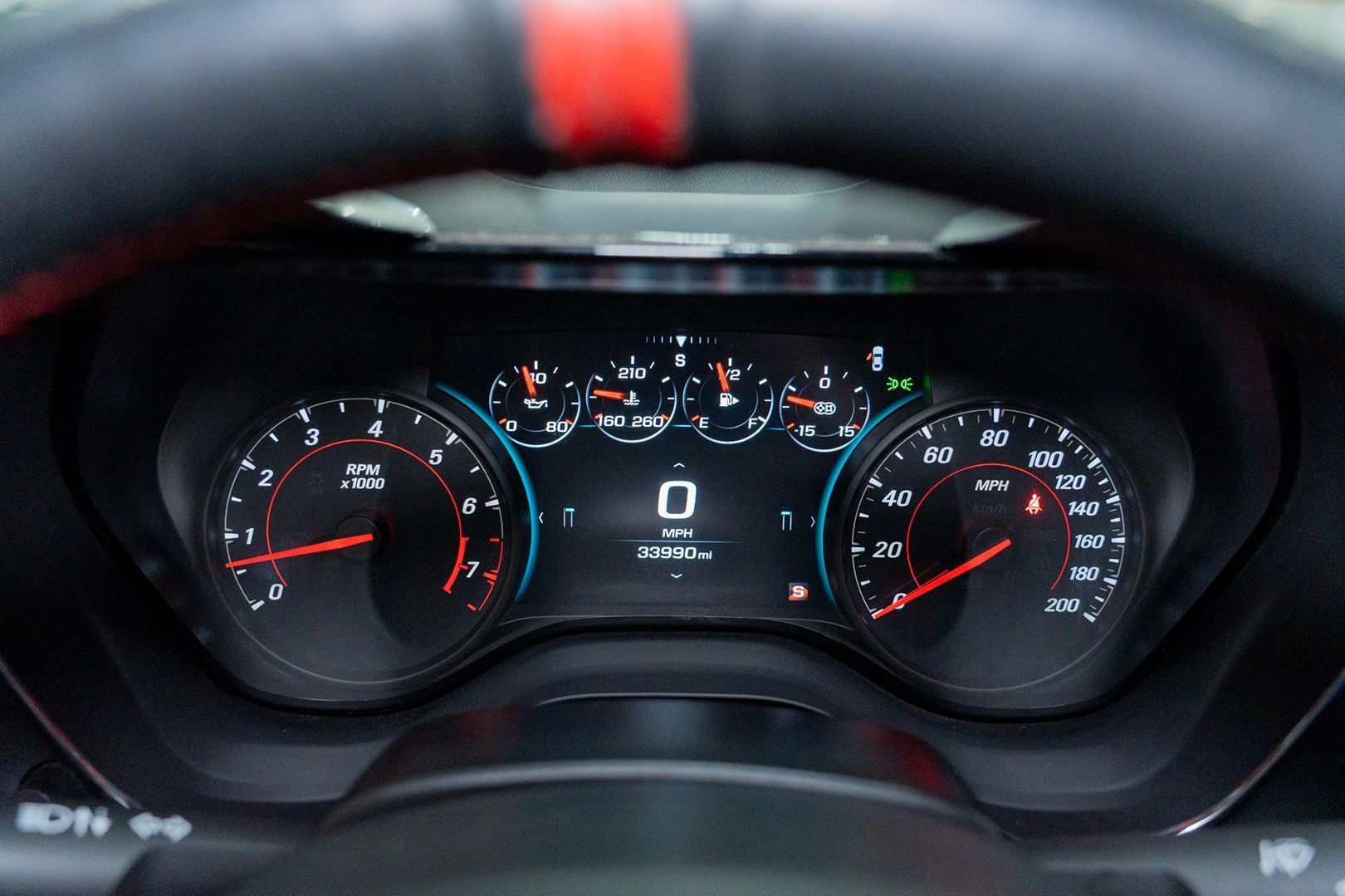 Used 2018 Chevrolet Camaro ZL1 RWD image 35