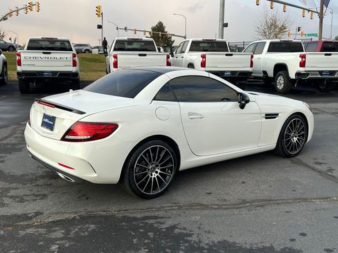 Used 2018 Mercedes-Benz SLC 300 image 9