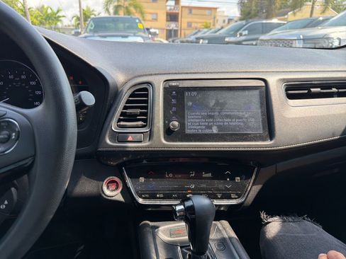 Used 2022 Honda HR-V EX image 30
