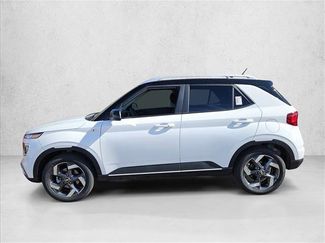 New 2026 Hyundai Venue SEL video 2