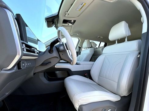 Used 2026 Hyundai Santa Fe SEL AWD/4WD image 12