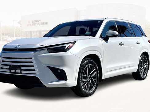 Used 2024 Lexus TX 350 AWD image 1