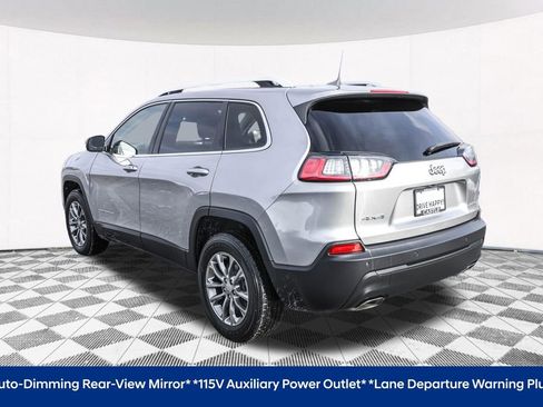 Used 2020 Jeep Cherokee Latitude Lux w/ Comfort/Convenience Group AWD/4WD image 9