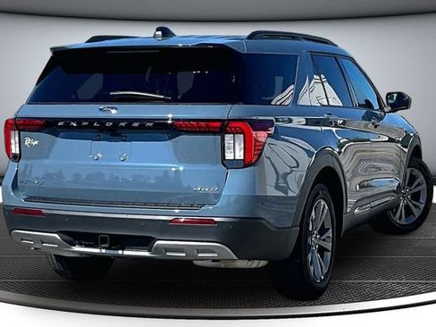 Used 2026 Ford Explorer Active w/ Active Comfort Package AWD/4WD image 6