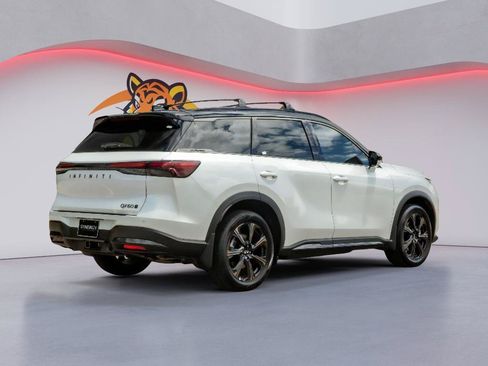 Used 2026 INFINITI QX60 Autograph w/ Dark Cargo Package AWD/4WD image 6