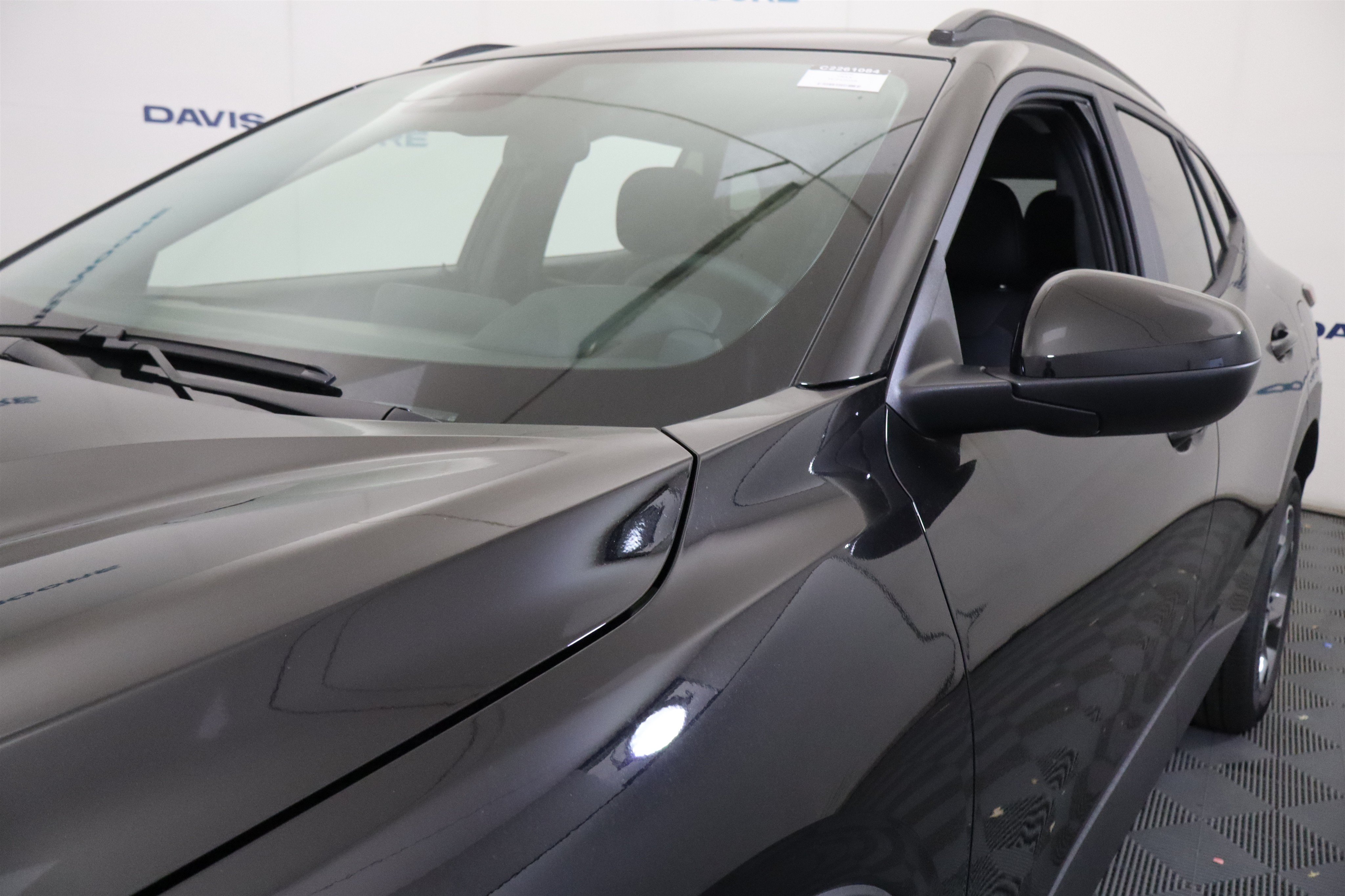 New 2026 Chevrolet Trax LT w/ LT Convenience Package FWD image 13