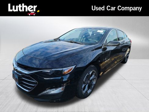 Used 2021 Chevrolet Malibu LT image 1