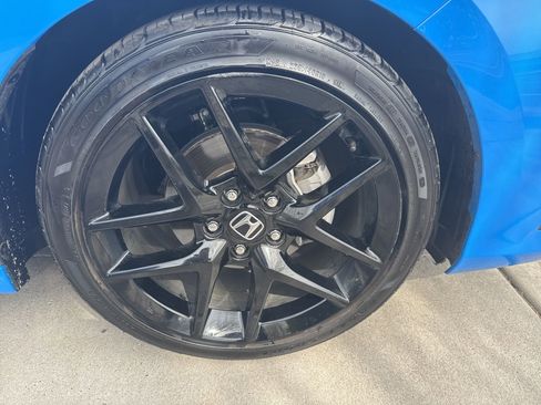 Used 2024 Honda Civic Sport image 13