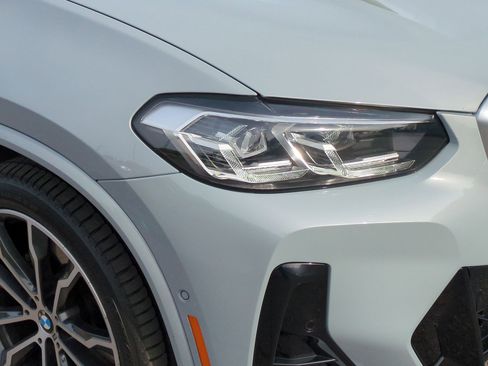 Used 2023 BMW X4 xDrive30i w/ M Sport Package image 9