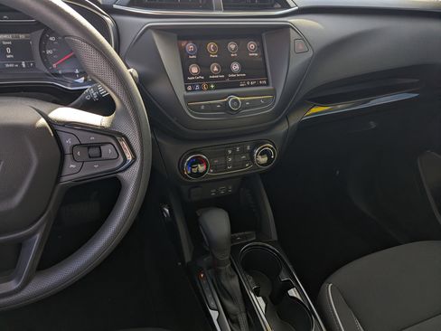 Used 2023 Chevrolet TrailBlazer LT image 10