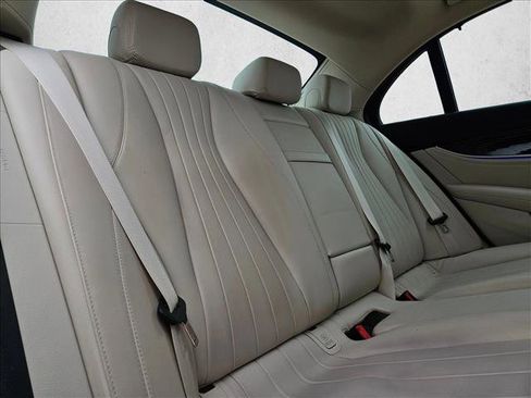 Used 2019 Mercedes-Benz E 300 image 23