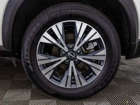 Used 2023 Nissan Rogue SV AWD/4WD image 48