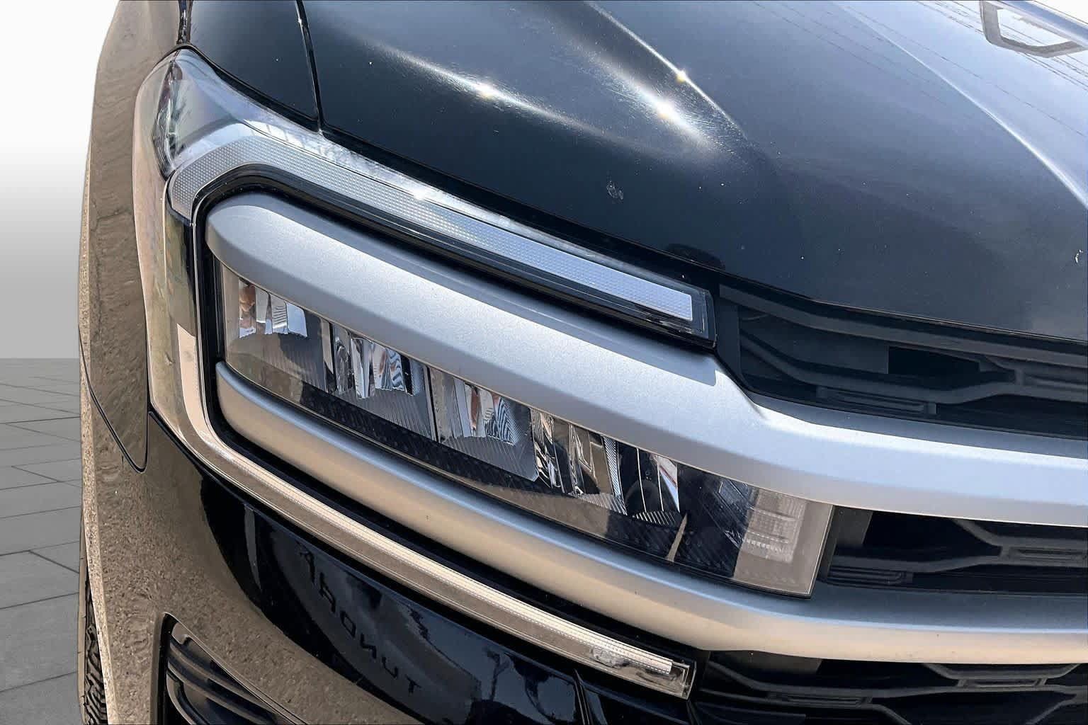 Used 2024 Ford Expedition Max XLT AWD/4WD image 27