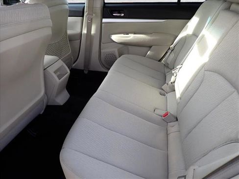 Used 2012 Subaru Outback 2.5i Premium image 9