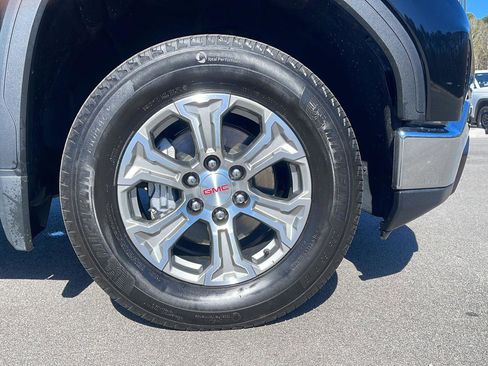 Used 2025 GMC Sierra 1500 SLT image 9