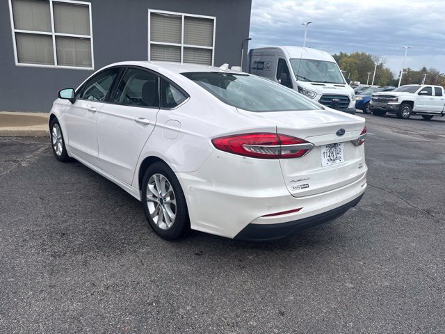 Used 2020 Ford Fusion SE FWD image 8