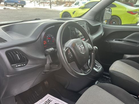 Used 2020 RAM ProMaster City Tradesman image 12