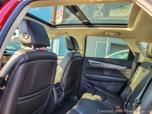 Used 2019 Cadillac XT5 Luxury FWD image 13