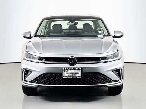 New 2026 Volkswagen Jetta SEL image 2