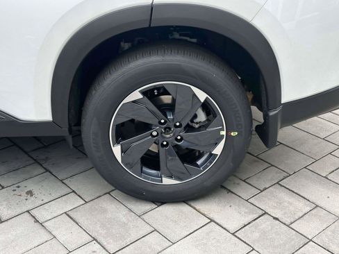 Used 2026 Nissan Rogue SV image 6