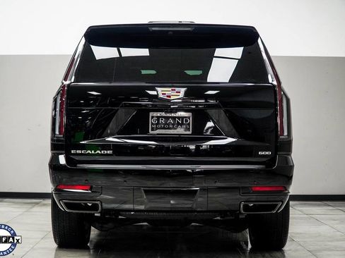 Used 2026 Cadillac Escalade Platinum Sport AWD/4WD image 13