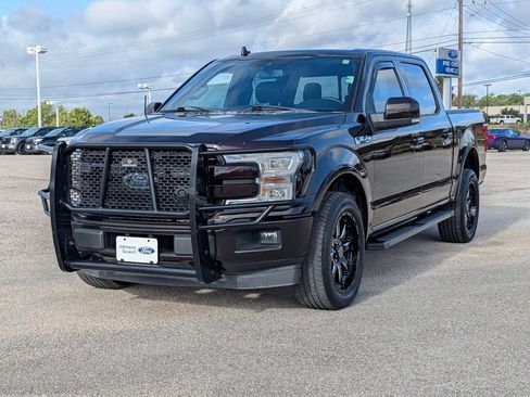 Used 2018 Ford F150 Lariat w/ Equipment Group 502A Luxury AWD/4WD image 4