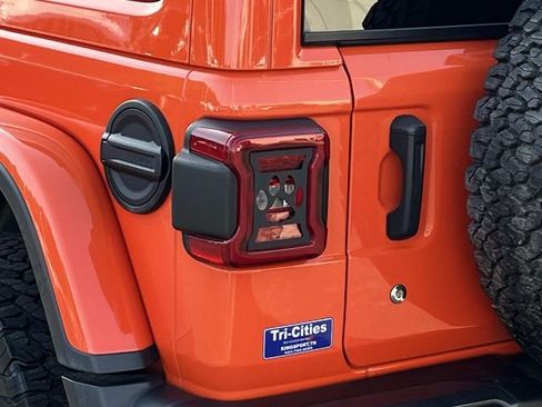 Used 2019 Jeep Wrangler Rubicon AWD/4WD image 5