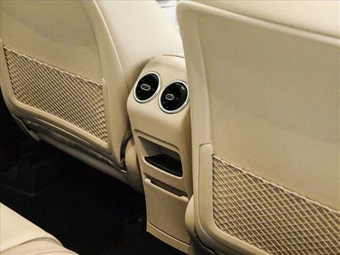 New 2026 Mercedes-Benz GLB 250 4MATIC image 19