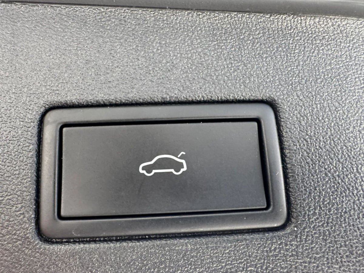Used 2024 Volkswagen ID.4 S RWD image 41