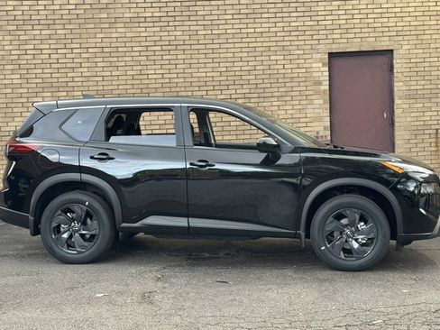 New 2026 Nissan Rogue SV w/ Cold Weather Package AWD/4WD image 22