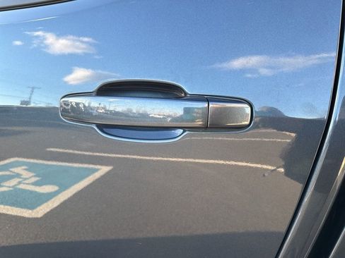 Used 2019 Chevrolet Colorado Z71 image 12