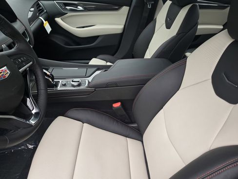 New 2026 Cadillac CT5 Sport w/ Technology Package image 8