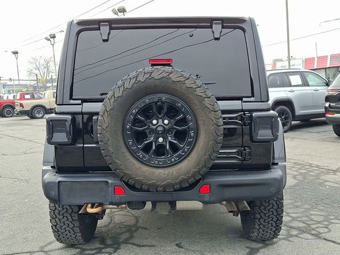 Used 2022 Jeep Wrangler Unlimited Rubicon image 6