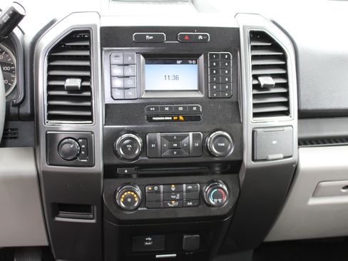 Used 2018 Ford F150 XLT AWD/4WD image 24
