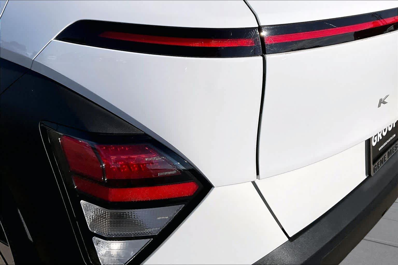 Used 2025 Hyundai Kona SEL FWD image 27