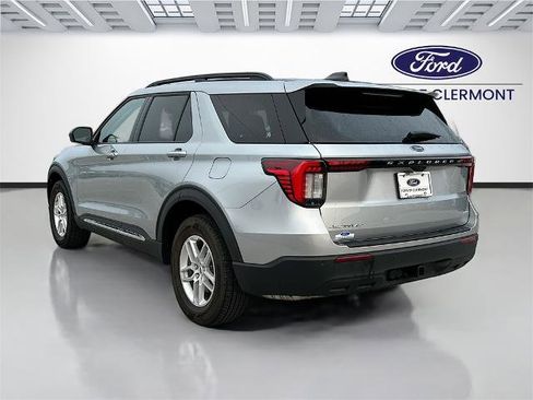 Certified 2025 Ford Explorer Active image 8