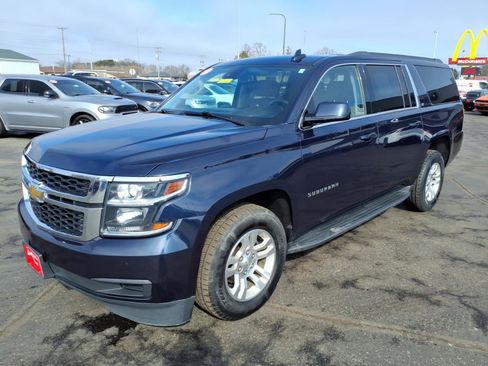 Used 2018 Chevrolet Suburban LT image 8