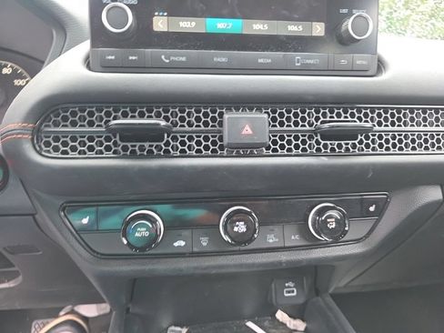 Certified 2024 Honda HR-V Sport image 16
