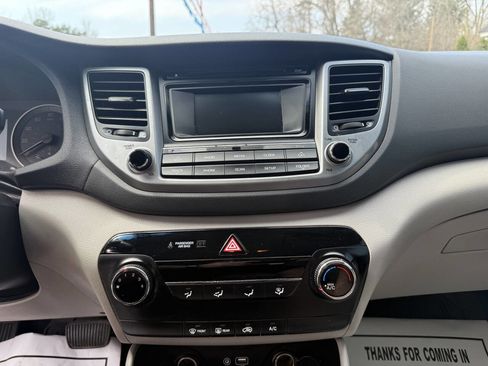 Used 2016 Hyundai Tucson SE w/ Option Group 02 image 16