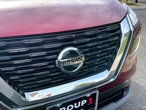 Used 2021 Nissan Rogue SV image 30