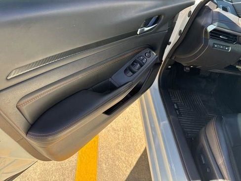 Used 2022 Nissan Altima 2.5 SR image 23