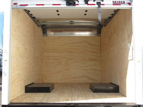 Used 2023 Mercedes-Benz Sprinter 3500 image 10